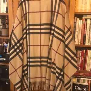Authentic Burberry 100% Lambswool Pullover Poncho